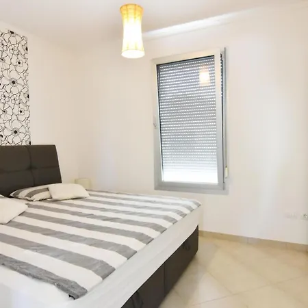 Ines By Interhome * Umag